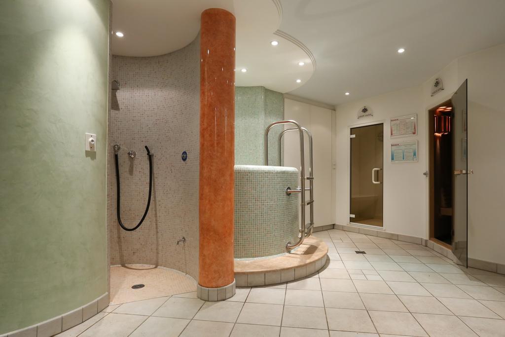 Residence Laitacherhof - Modern Apartments With Outside Pool And Sauna キウーザ エクステリア 写真
